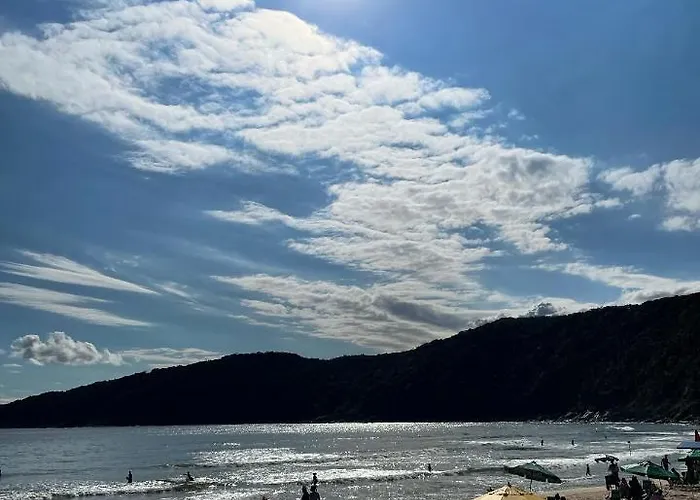 Apartamento Na Praia Com Estacionamento Pe Na Areia Guarujá